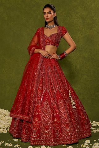 Red leher indira lehenga set