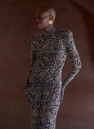 Black serpentina seher gown