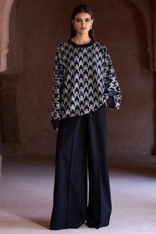 Black neith seher sweatshirt with pants set