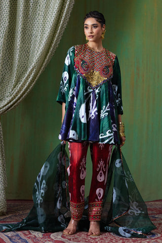 Kurta Set Heritage Wear - Multicolor Firdaus Kurta Set by Payal & Zinal