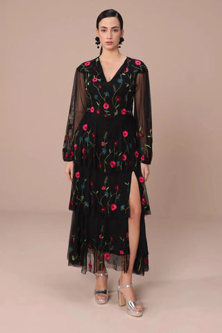 Black embroidered maxi dress - Essgee | Mrs. G M / Black / women Black embroidered maxi dress - Essgee | Mrs. G M / Black / women