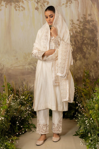 Ivory Kurta Set Indian Wedding Embroidered by Aashima Behl