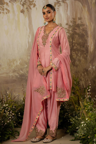 Kurta Set Indian Wedding Pink Embroidered by Aashima Behl