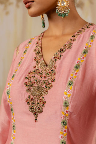 Kurta Set Indian Wedding Pink Embroidered by Aashima Behl