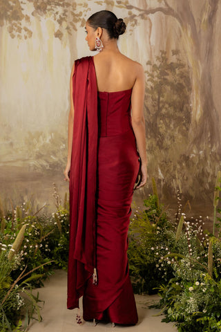 Draped Saree Indian Wedding Red by Aashima Behl