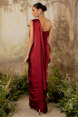 Draped Saree Indian Wedding Red by Aashima Behl