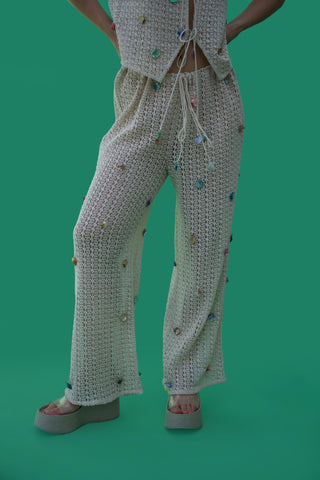 White bonnes vacances emra vest top with pant