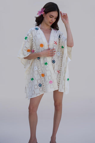 White bonnes vacances chella kimono with skirt