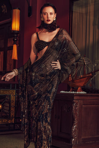 Embellished saree set for Indian Wedding – Valentina Saree Set by ITRH