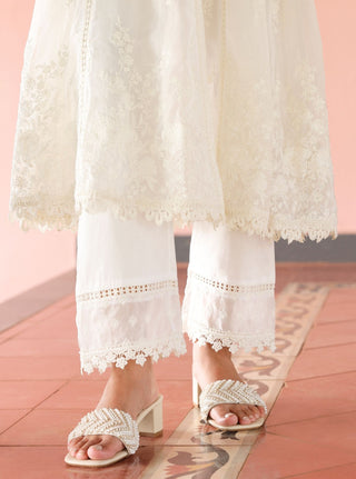 White malgudi days neesa kurta set