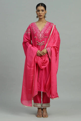 Pink kurta with straight pants & dupatta