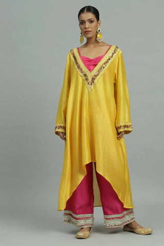 Yellow kaftaan kurta with bustier & pants