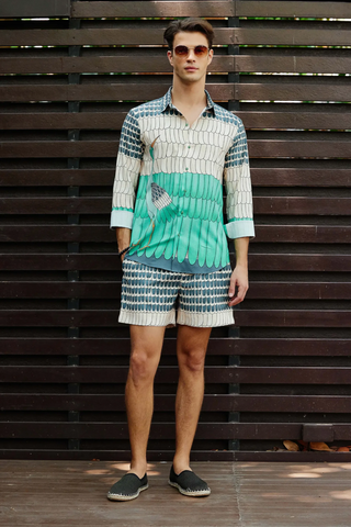 Multicolor printed shirt with shorts