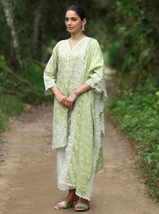 Green malgudi days eesvari kurta with revora pants