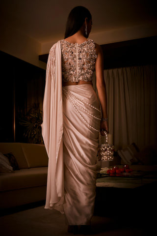 Pre-Draped Saree for Indian Wedding – Ivory Paired Blouse by Babita Malkani