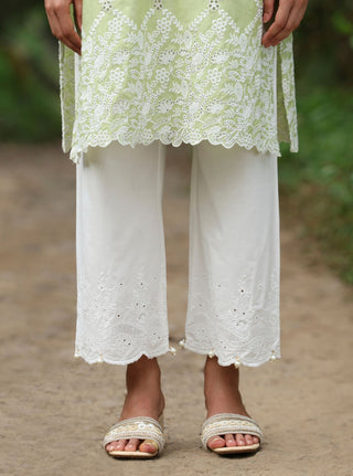 Green malgudi days eesvari kurta with revora pants