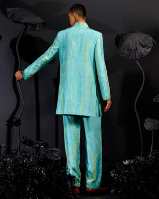 Island breeze indo western ensemble