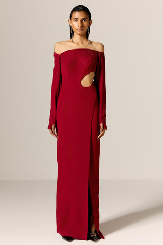 Red star eminence gown