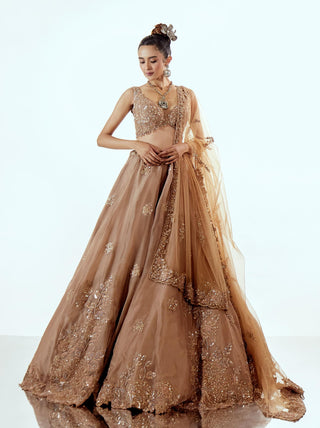 Brown Lehenga Set for Indian Wedding – Daffodil Pearl Organza by Pallavi Poddar