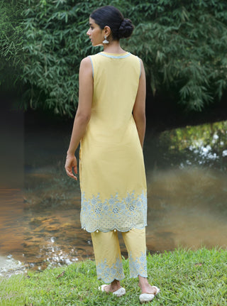 Yellow malgudi days kora kurta set