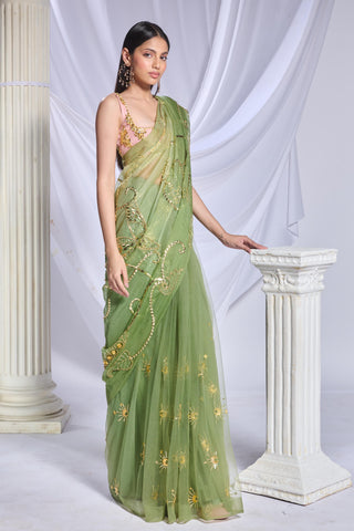 Draped Saree Indian Wedding - Green sea frost by Papa Don't Preach
