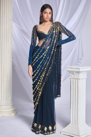 Draped Saree Indian Wedding - Blue midnight marina by Papa Don't Preach
