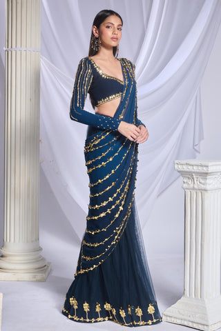Draped Saree Indian Wedding - Blue midnight marina by Papa Don't Preach