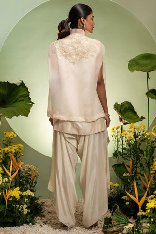 Short Kurta Set for Indian Wedding â€“ Ivory Eden by Pallavi Poddar