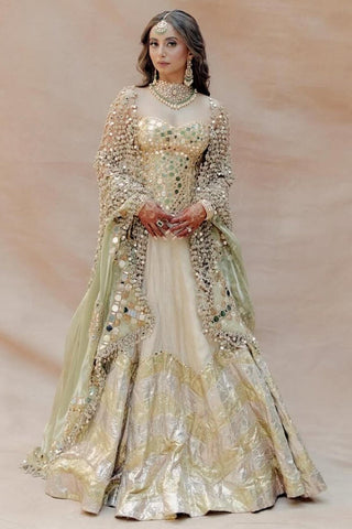 Gold Lehenga for Indian Wedding – Nagma Naach by ITRH