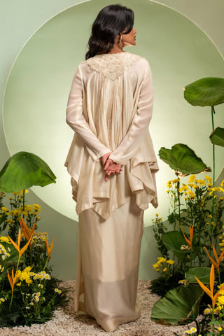 Skirt Set for Indian Wedding – Ivory Eden Drape by Pallavi Poddar