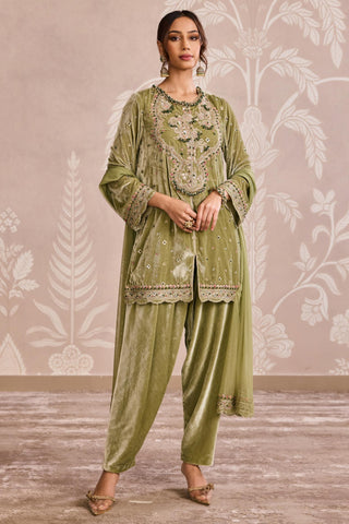Green nooreh ever after ensemble kurta set