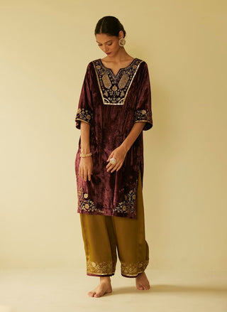 Purple velvet meera kurta set
