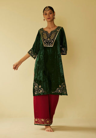 Green velvet meera kurta set