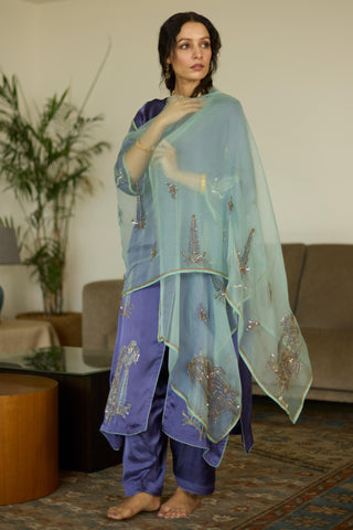 Purple chhaaya hand embroidered kurta set