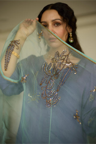 Purple chhaaya hand embroidered kurta set