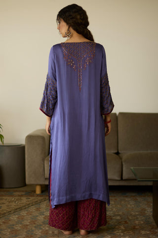 Purple diya hand embroidered kurta set
