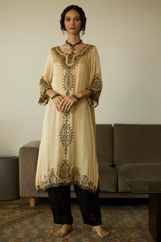 Beige saanjh hand embroidered kurta set