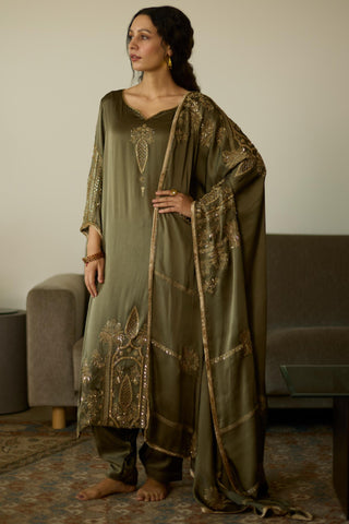 Green palm hand embroidered kurta set