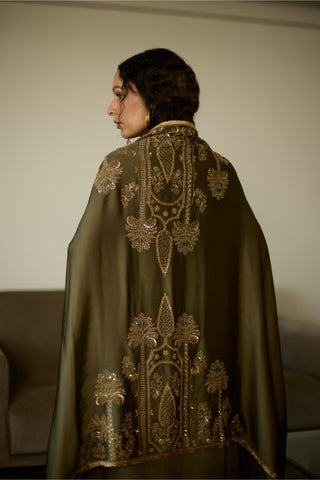 Green palm hand embroidered kurta set