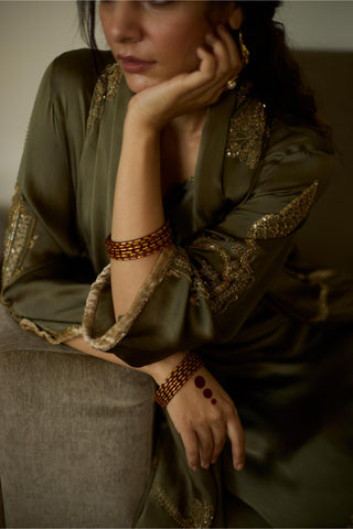 Green palm hand embroidered kurta set