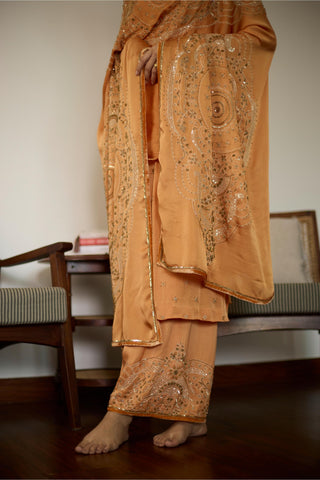 Orange maitreyi hand embroidered kurta set
