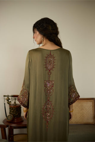 Green saanjh hand embroidered kurta set