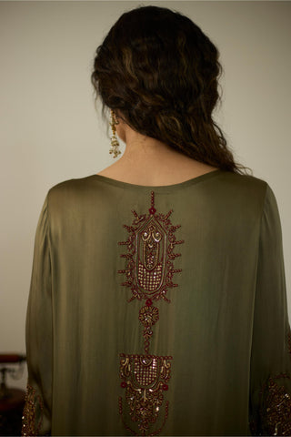 Green saanjh hand embroidered kurta set