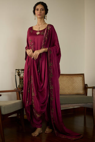 Pink aarohi hand embroidered kaftan set