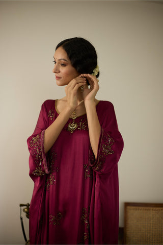 Pink aarohi hand embroidered kaftan set