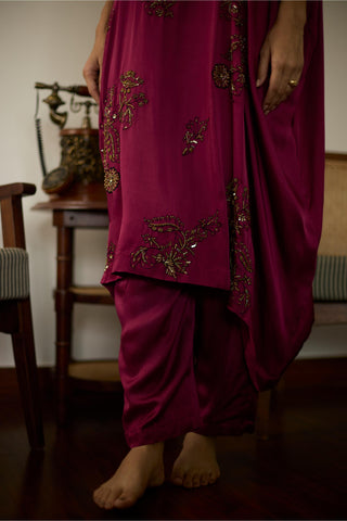 Pink aarohi hand embroidered kaftan set