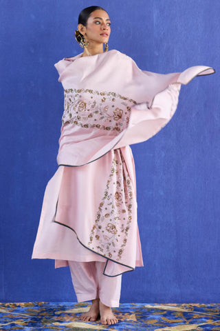 Pink noori suit
