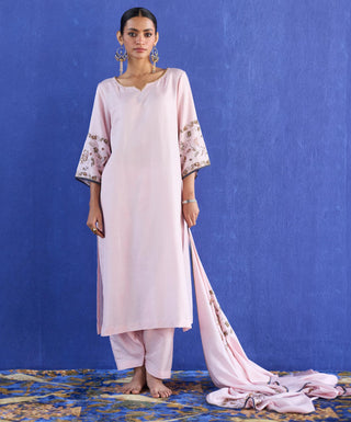 Pink noori suit