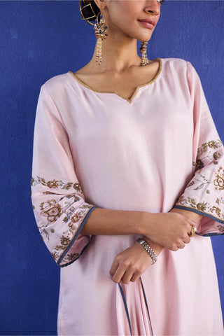 Pink noori suit