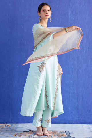 Blue bindi kaftan suit